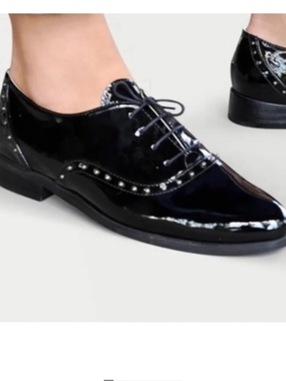 Julia Bo Savile Oxfords black patent leather silver stud Shoes size 6.5  /  7